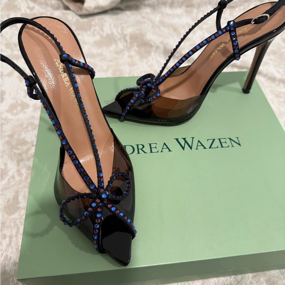Andrea Wazen
Kay 105mm crystal-embellished sandals